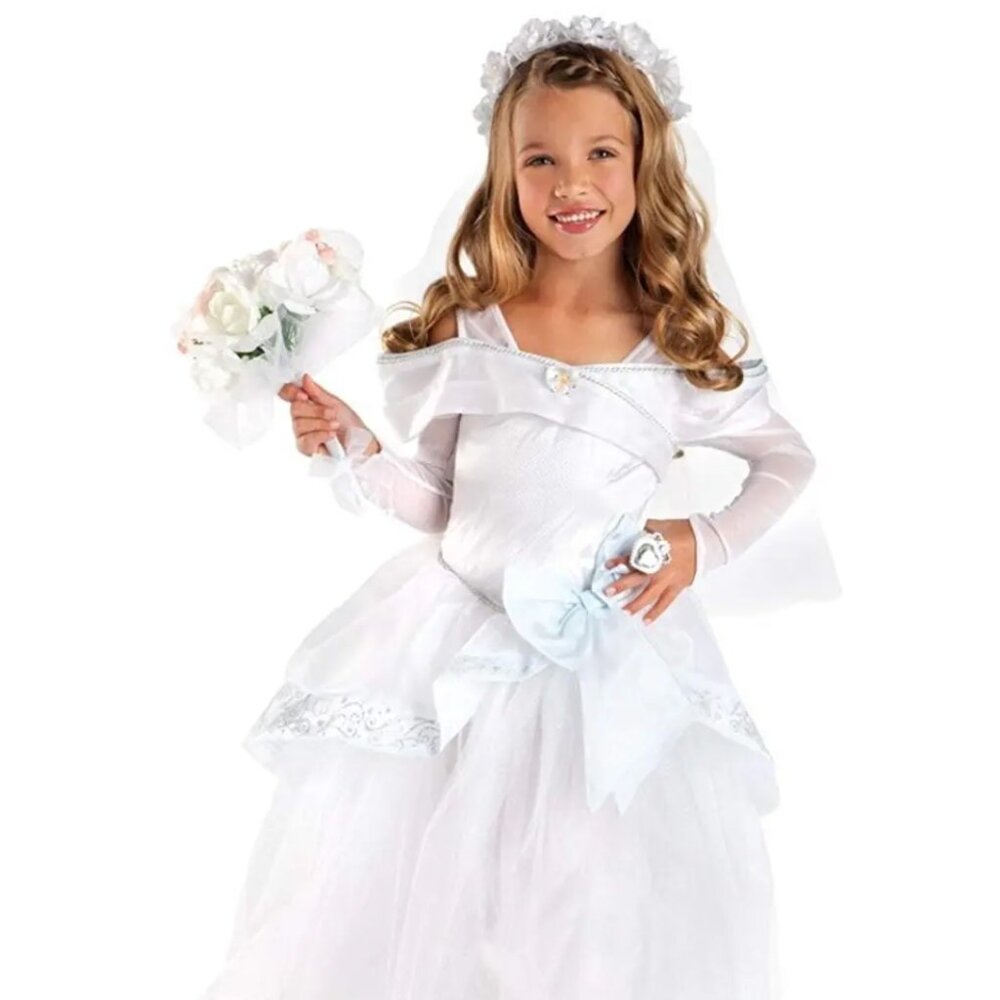 NWT ~ Disney Store Cinderella Wedding Accessories- Veil, Bouquet and Ring